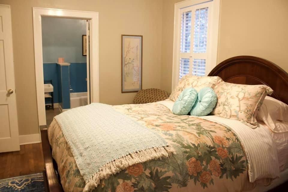 Opus House Bed & Breakfast Natchitoches Room photo